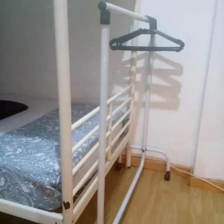 Individual Hostel Queluz