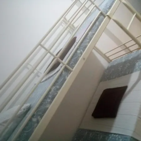 Hostel Individual *